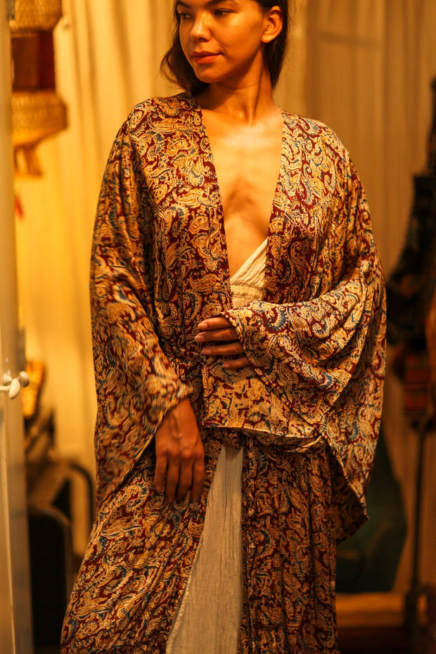 PINA SILK KIMONO CARNIVORE BURGUNDY