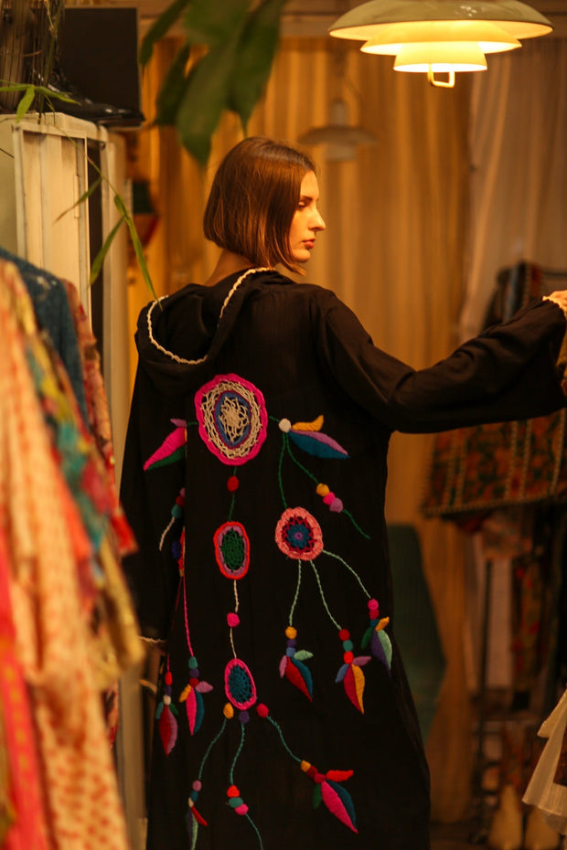 EMBROIDERED KIMONO CARI BLACK - MOMO STUDIO BERLIN - Berlin Concept Store - sustainable & ethical fashion