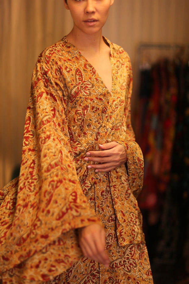 PINA SILK WING KIMONO ANNYTA - sustainably made MOMO NEW YORK sustainable clothing, handmade slow fashion