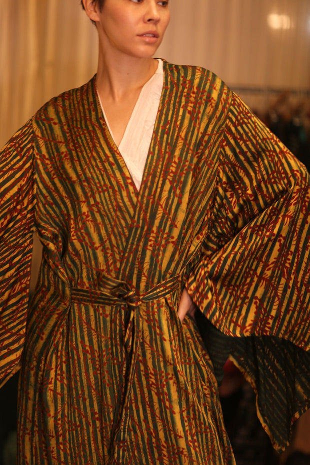 SILK WING KIMONO PINA ANANDA - sustainably made MOMO NEW YORK sustainable clothing, kimono slow fashion
