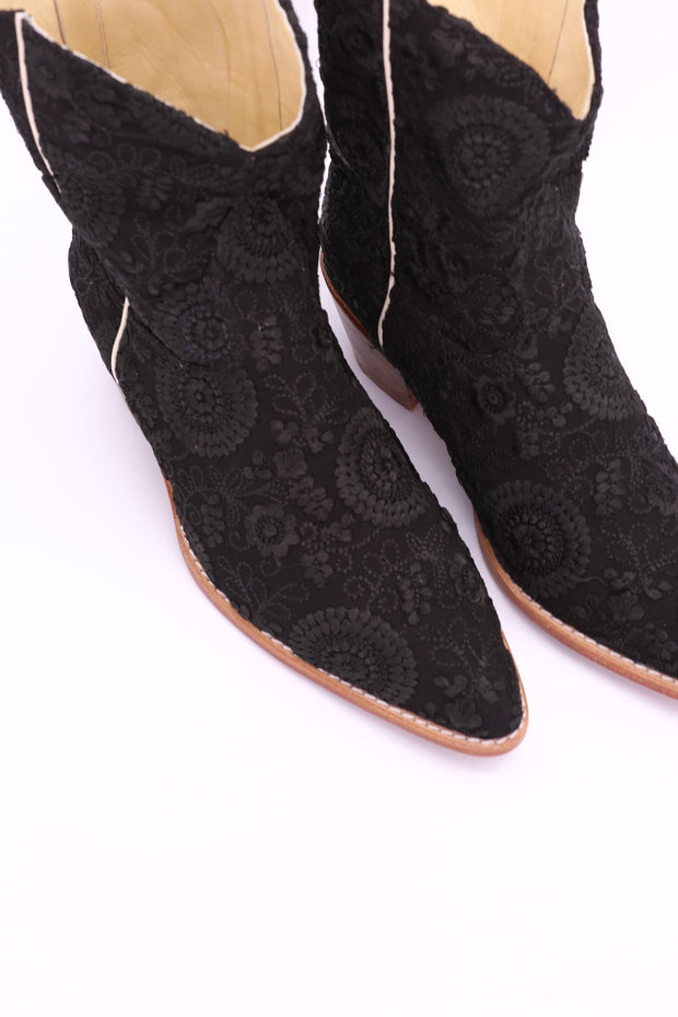 BLACK EMBROIDERED BOOTIES JAUNE - sustainably made MOMO NEW YORK sustainable clothing, boots slow fashion