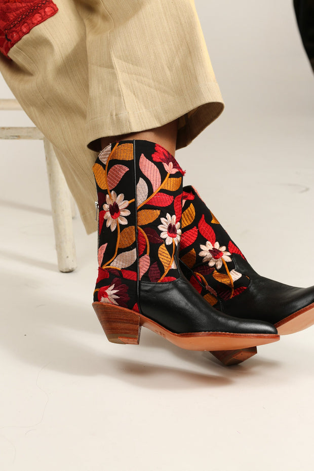 BLACK LEATHER BLACK EMBROIDERED WESTERN BOOTS X ANTHROPOLOGIE - sustainably made MOMO NEW YORK sustainable clothing, boots slow fashion