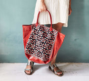 EMBROIDERED BAG Linda - sustainably made MOMO NEW YORK sustainable clothing, offer slow fashion