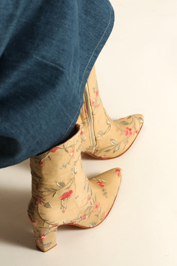 HIGH HEEL EMBROIDERED BOOTS DAINE - sustainably made MOMO NEW YORK sustainable clothing, boots slow fashion