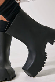 RAIN CHECK RUBBER BOOTS X FREE PEOPLE - sustainably made MOMO NEW YORK sustainable clothing, boots slow fashion